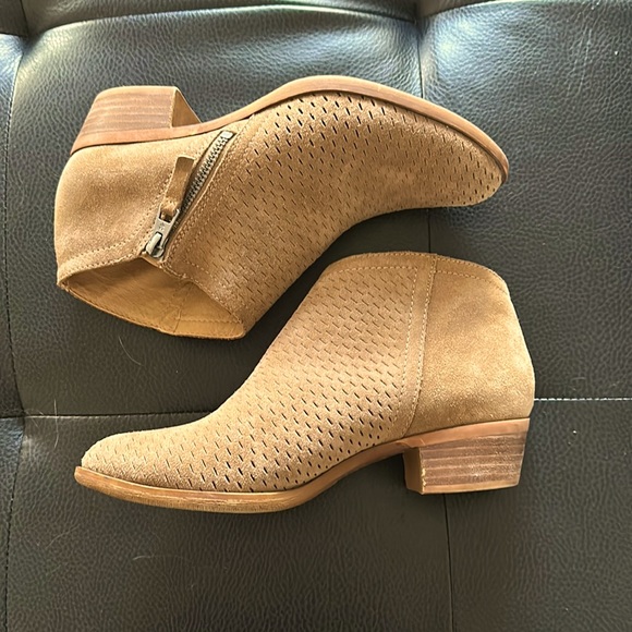 Lucky Brand Shoes - Lucky Brand suede ankle booties